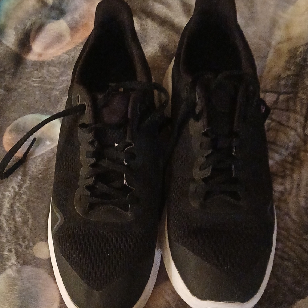 Sleek Black Sneakers for Men